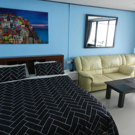 Jomtien Plaza Condotel Room photo