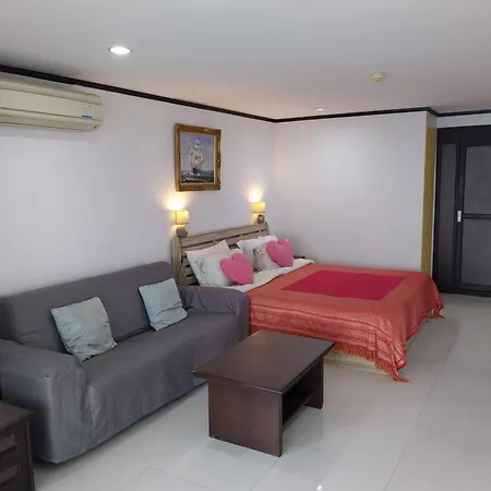 Jomtien Plaza Condotel Room photo
