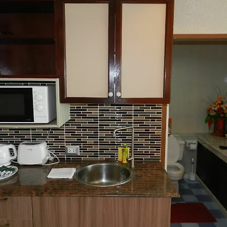 Jomtien Plaza Condotel Exterior photo