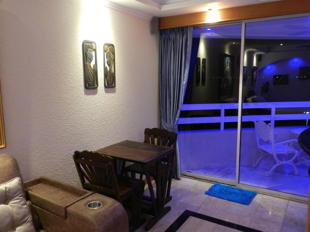 Jomtien Plaza Condotel * Jomtien Beach