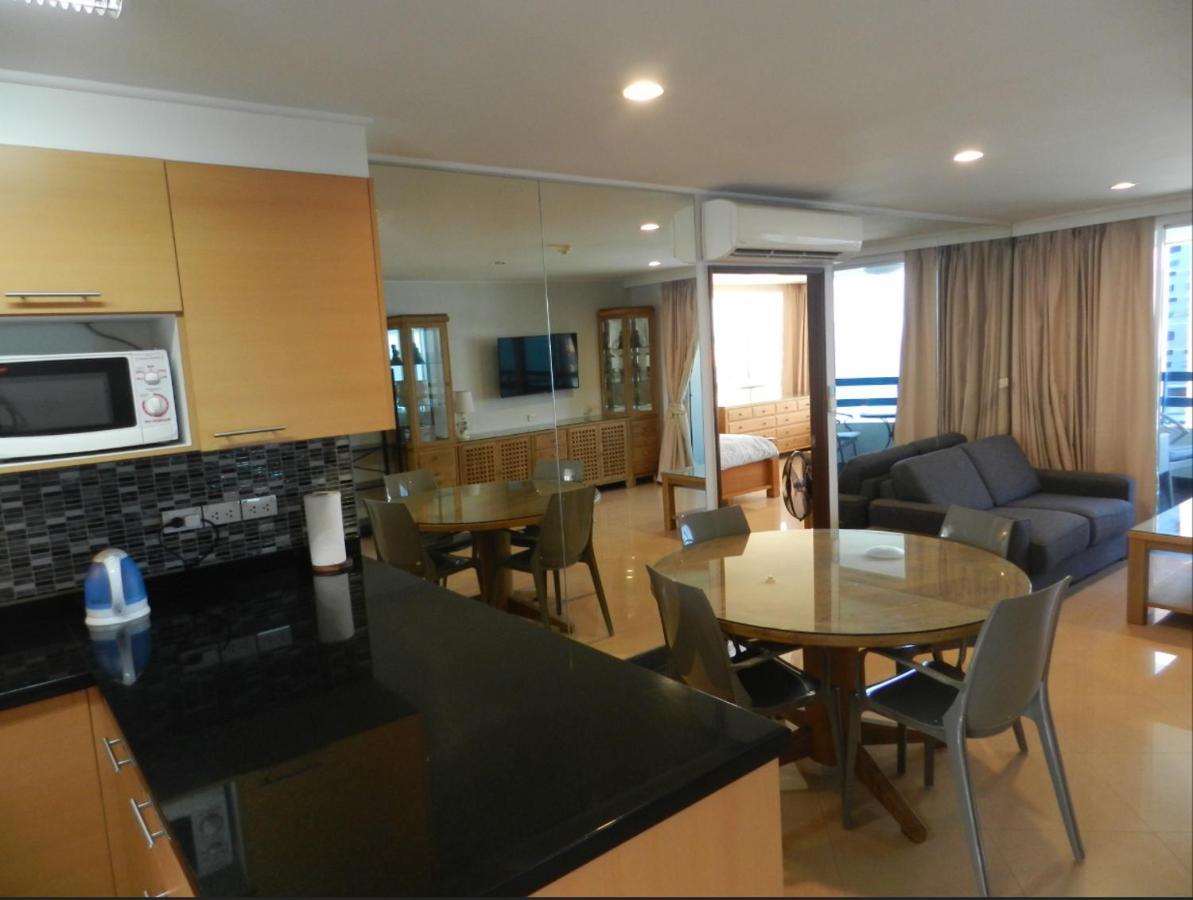 Jomtien Plaza Condotel Jomtien Beach