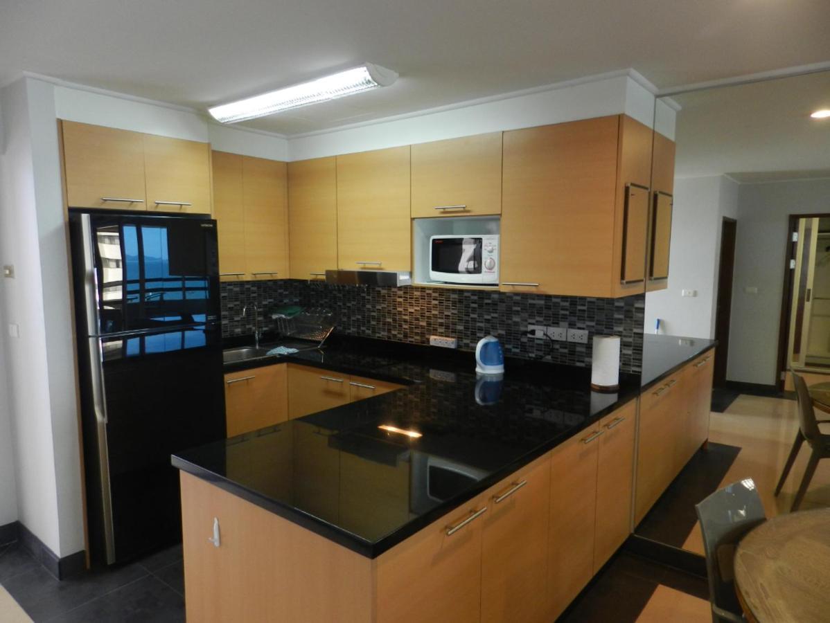 Jomtien Plaza Condotel Apartment *