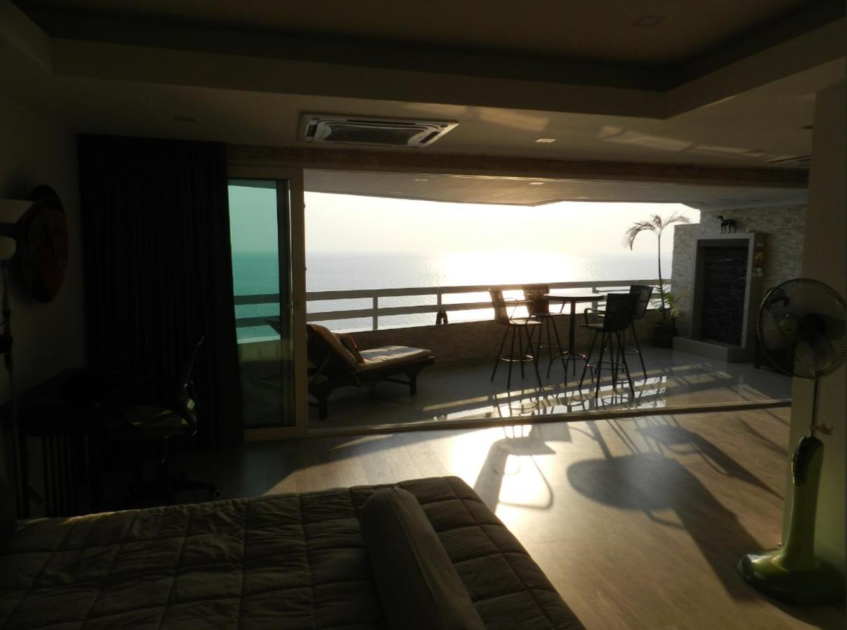 Plaza Condotel Jomtien Beach