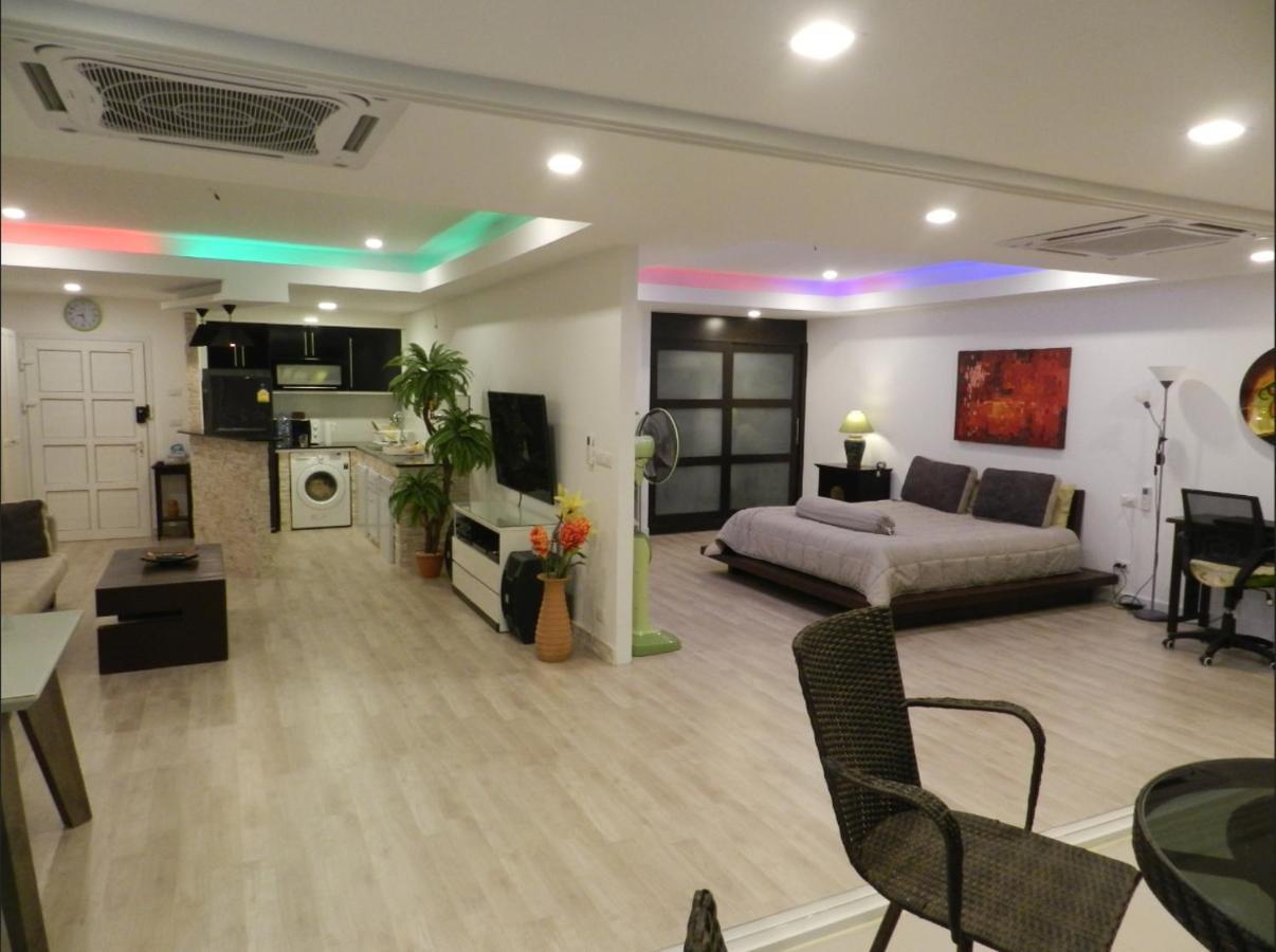 Jomtien Plaza Condotel * Jomtien Beach