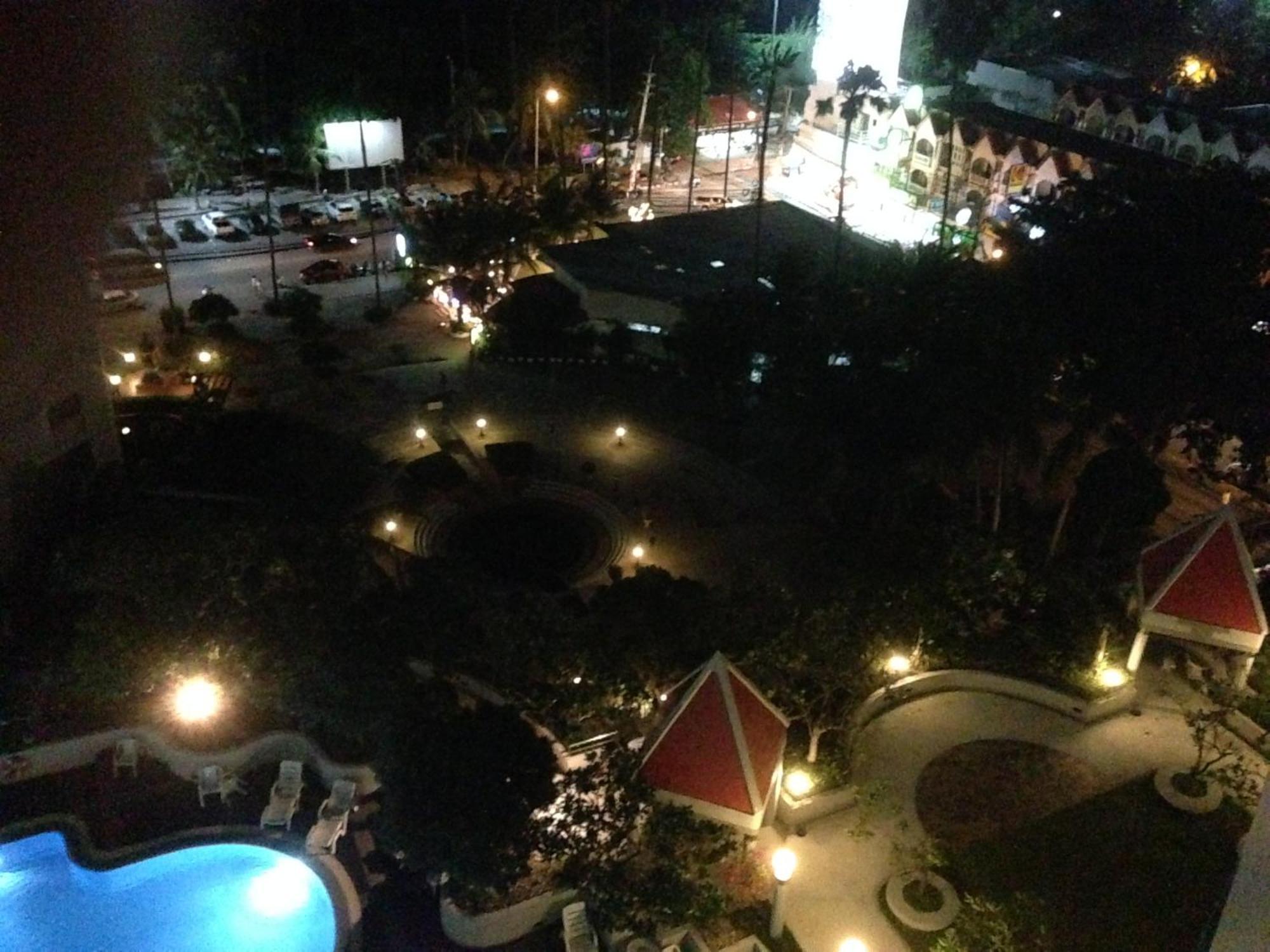 Jomtien Plaza Condotel Apartment *