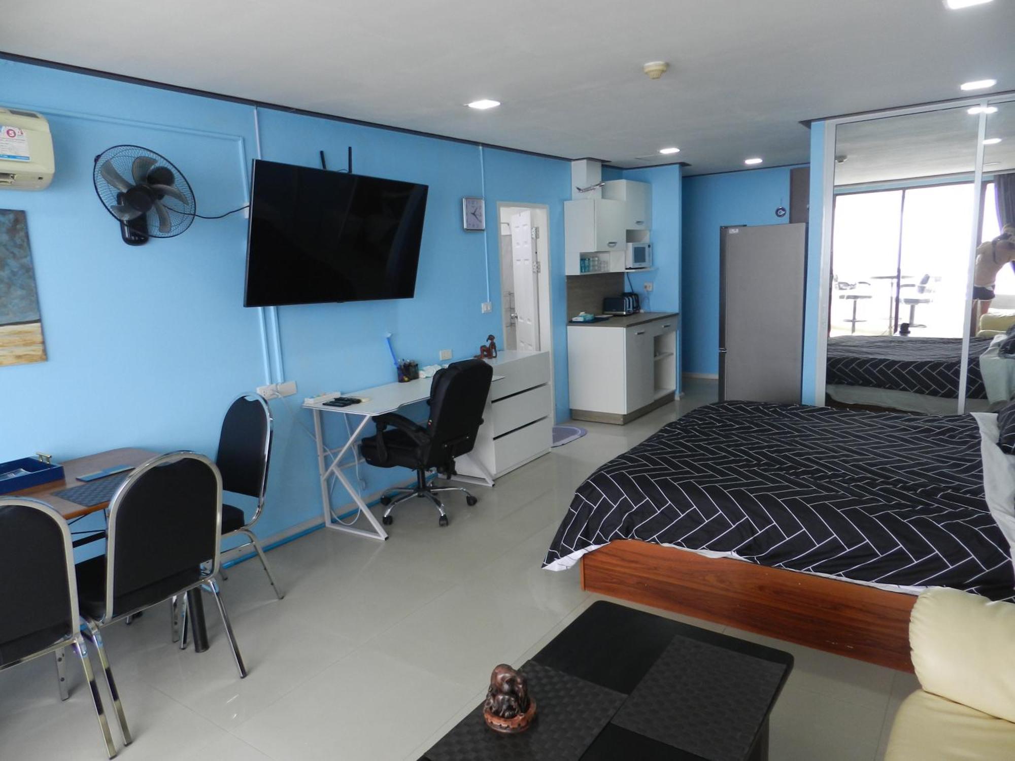 Jomtien Plaza Condotel Apartment *