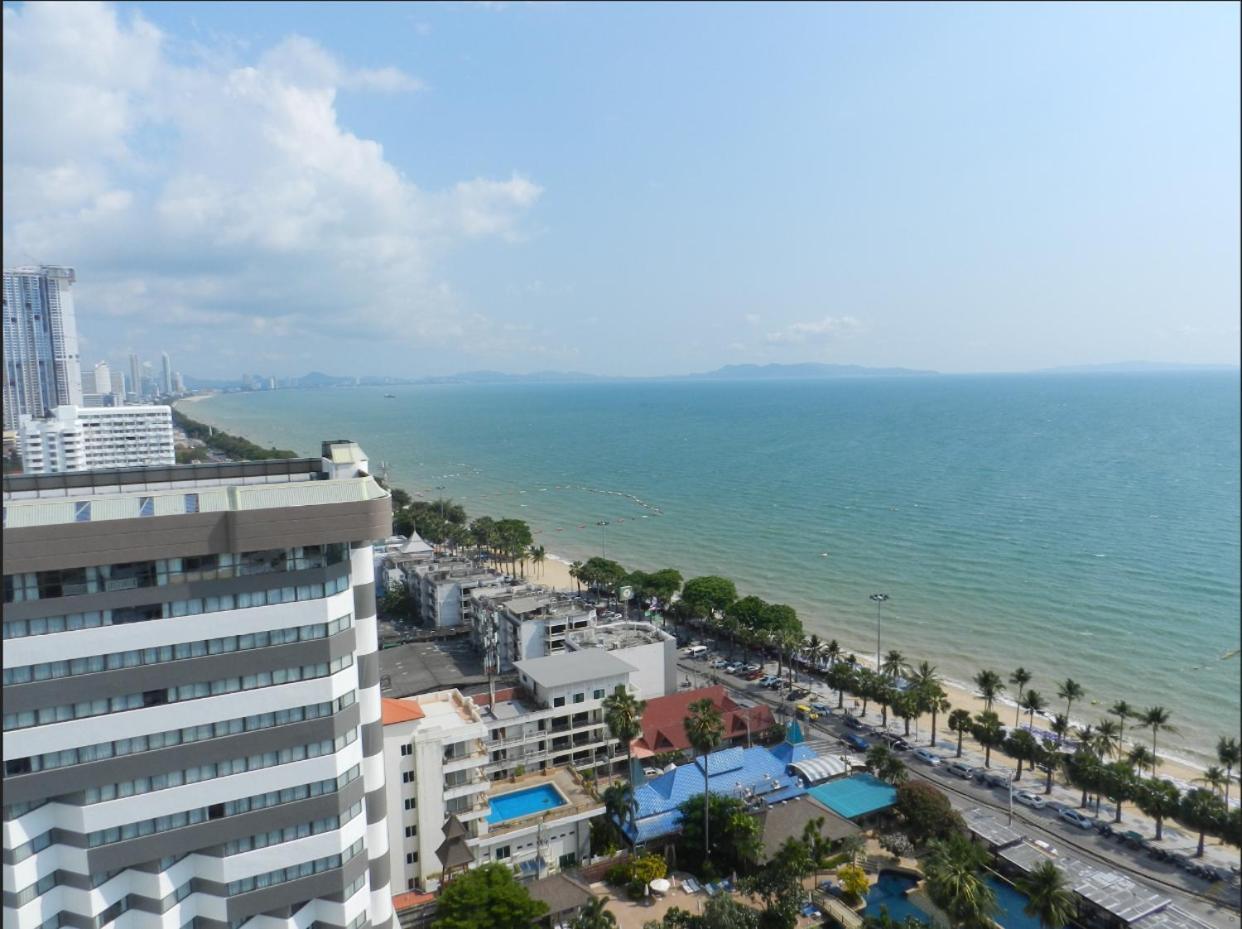 Jomtien Plaza Condotel Jomtien Beach