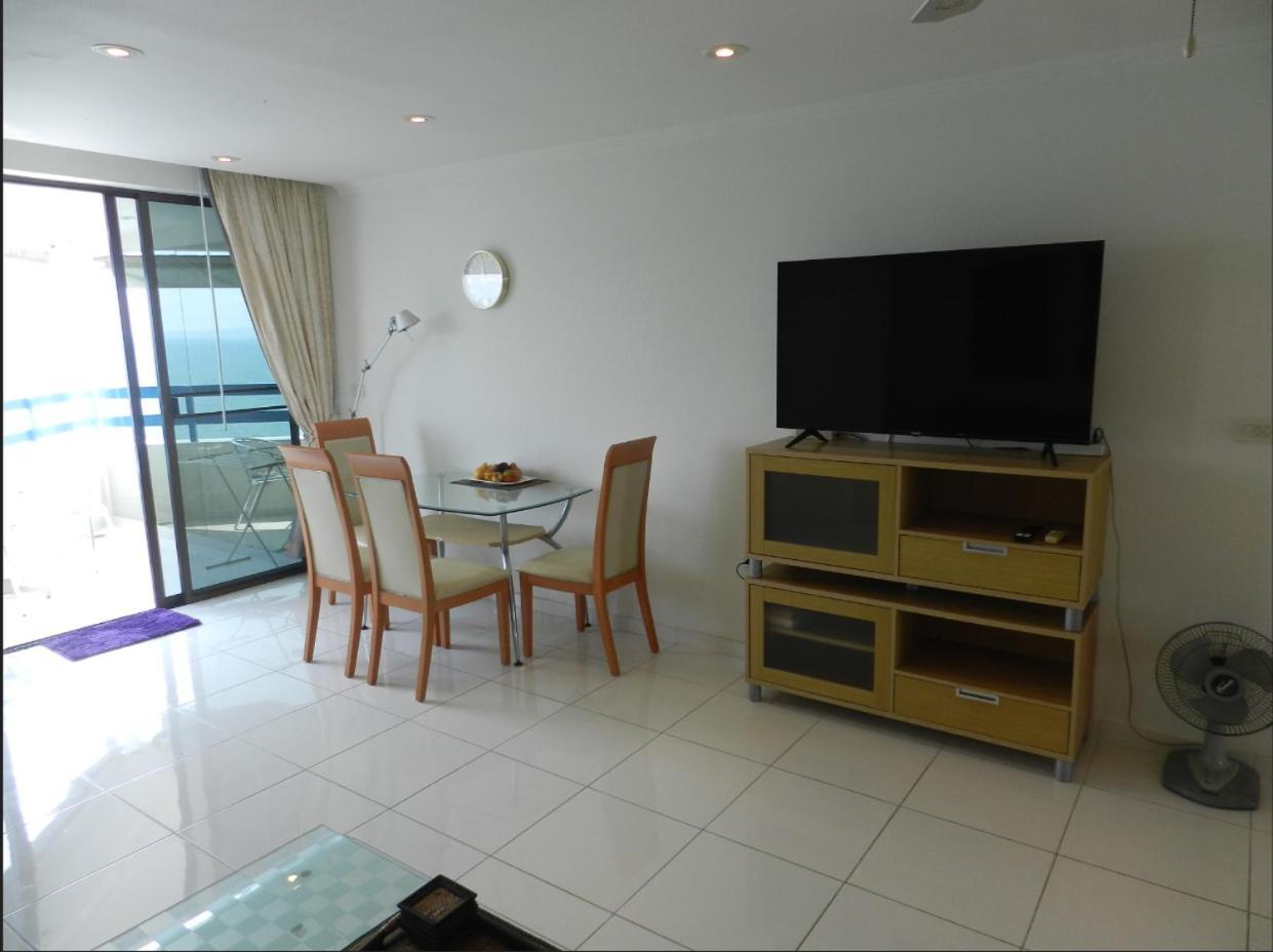 Jomtien Plaza Condotel Apartment