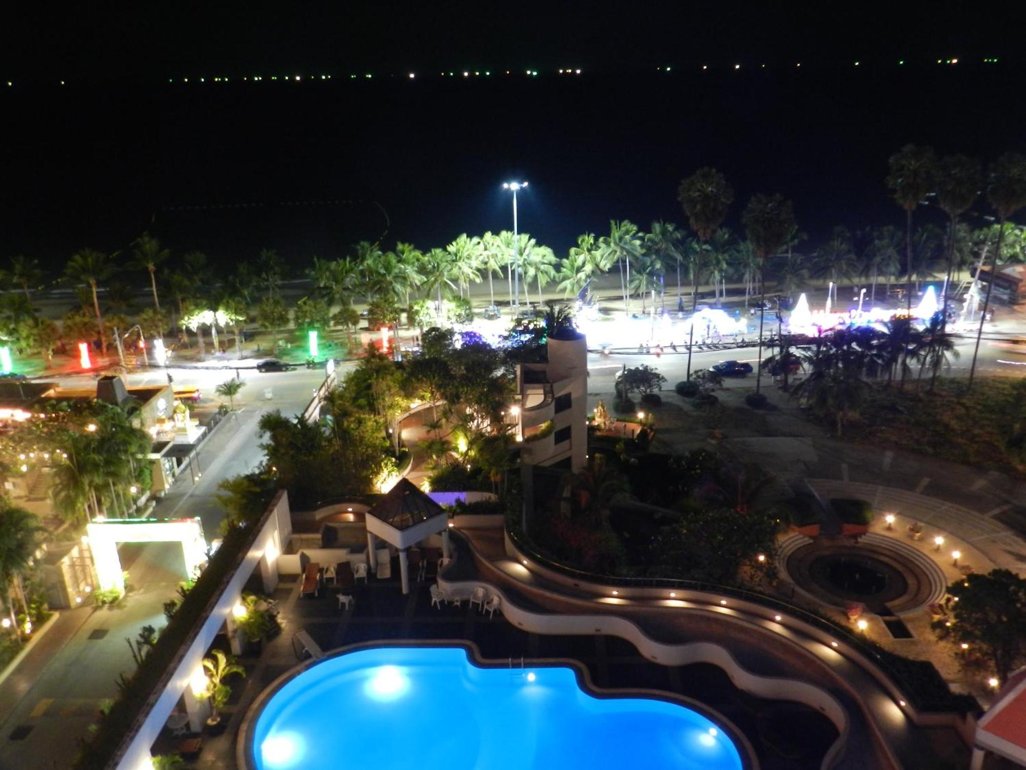 Plaza Condotel Pantai Jomtien