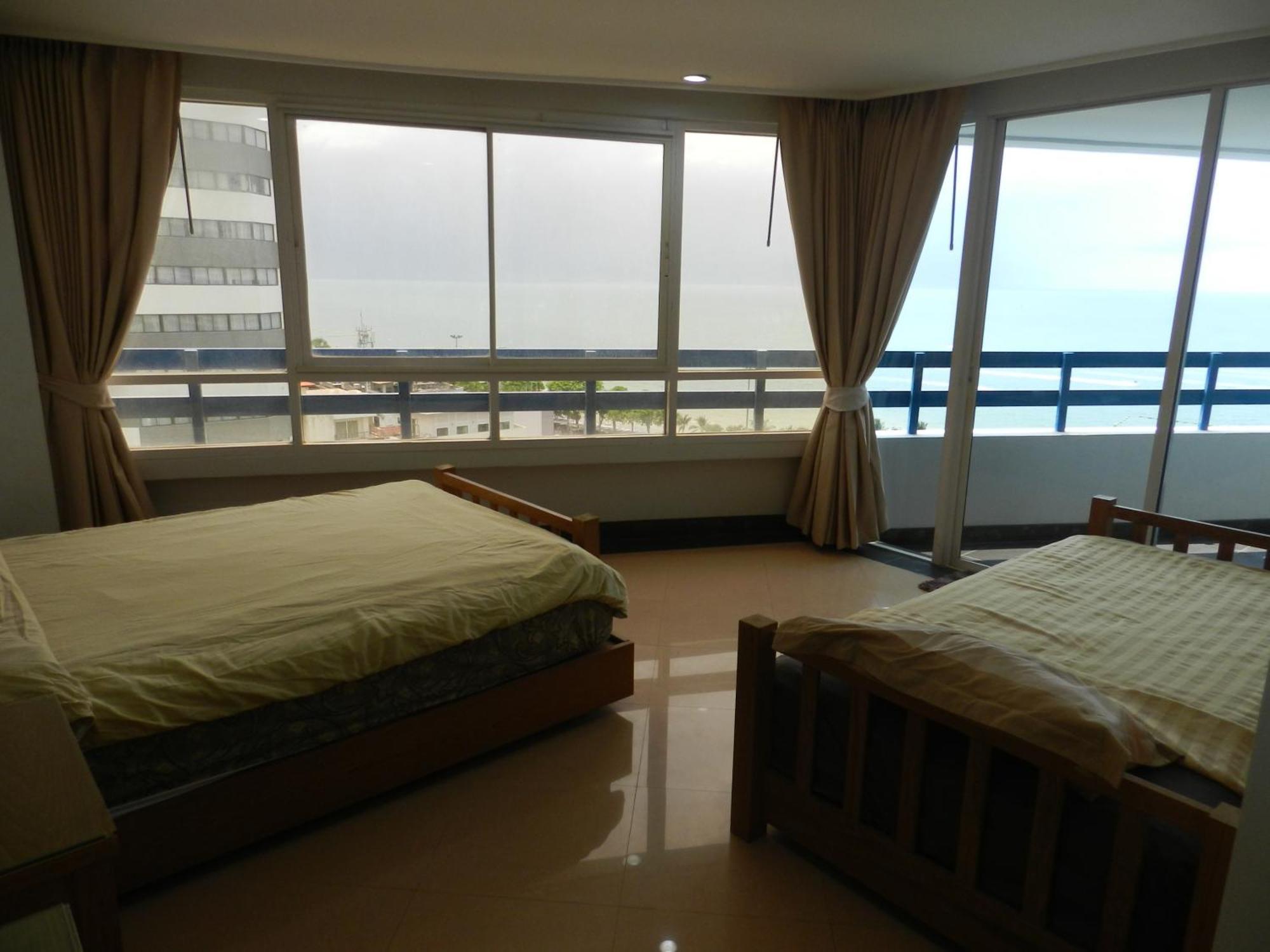 Jomtien Plaza Condotel Apartment Jomtien Beach