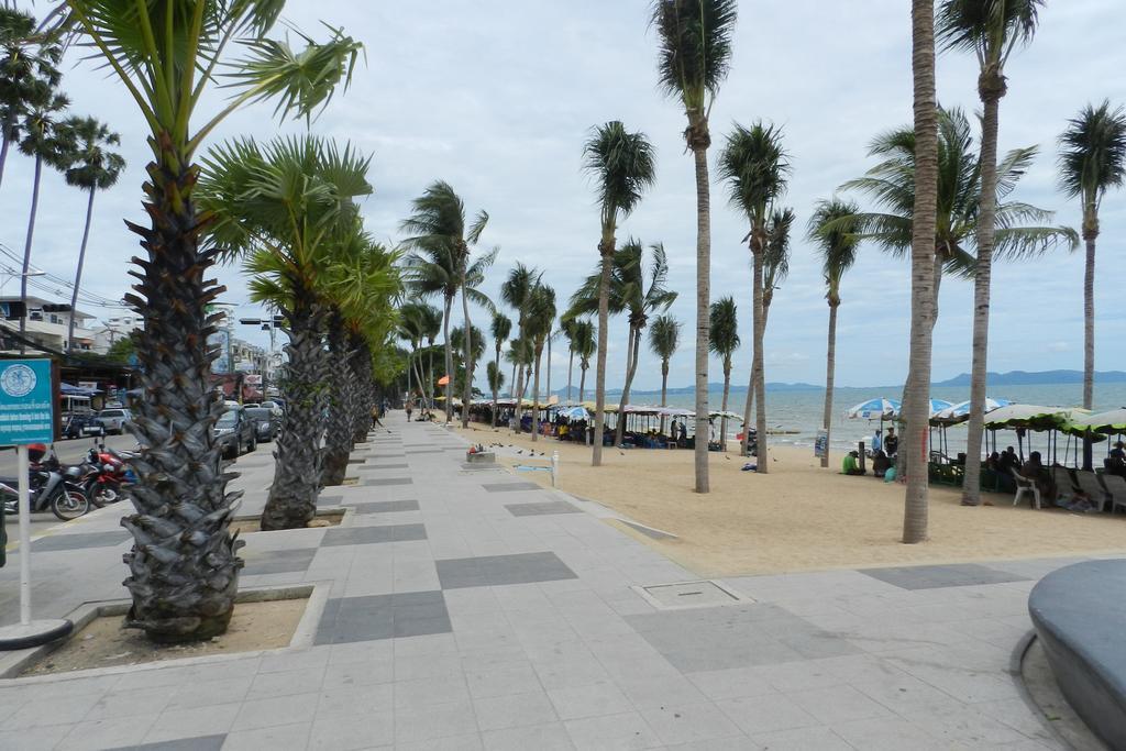 Jomtien Plaza Condotel Apartment Jomtien Beach